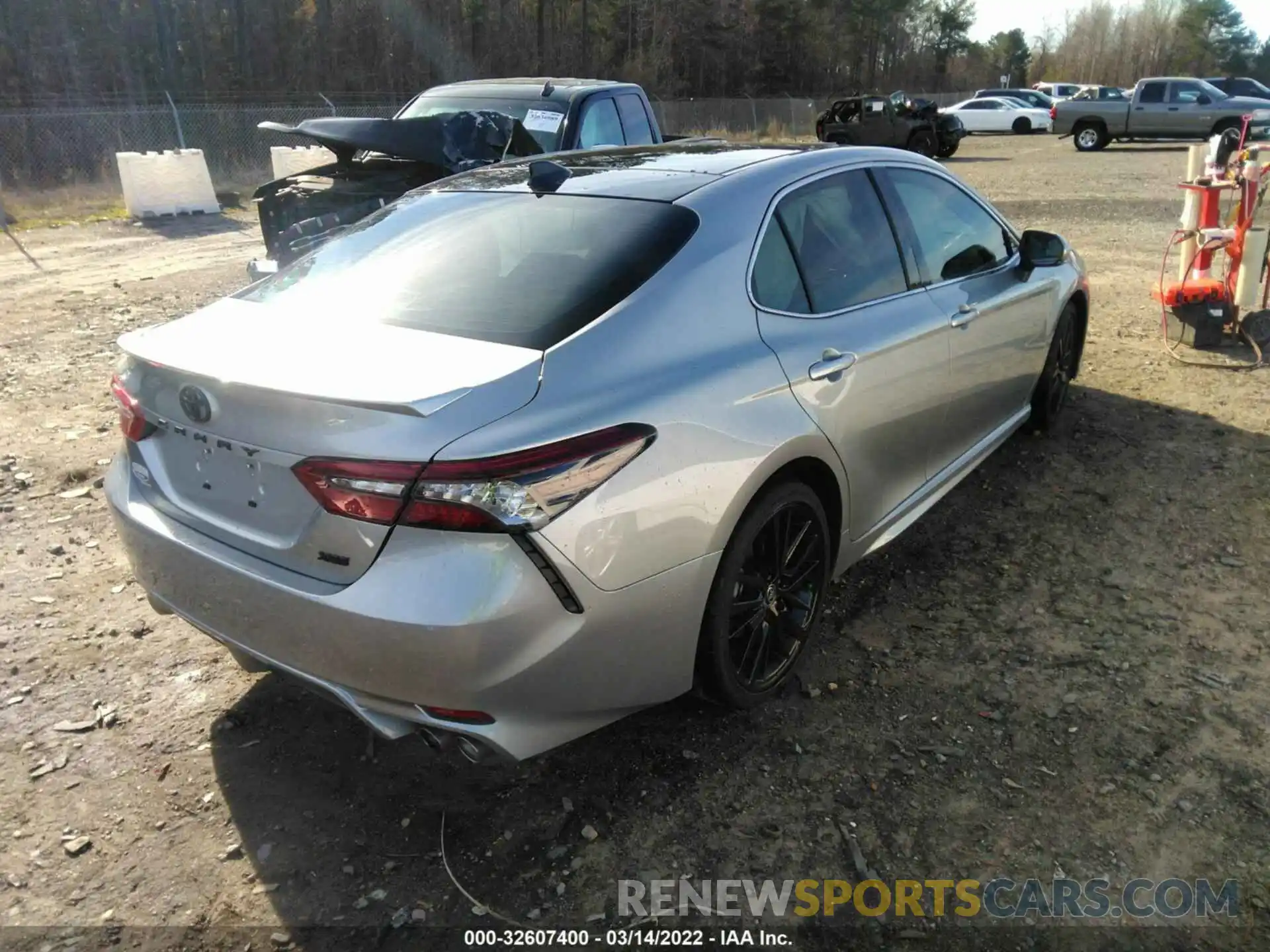 4 Photograph of a damaged car 4T1K61AK0MU449721 TOYOTA CAMRY 2021