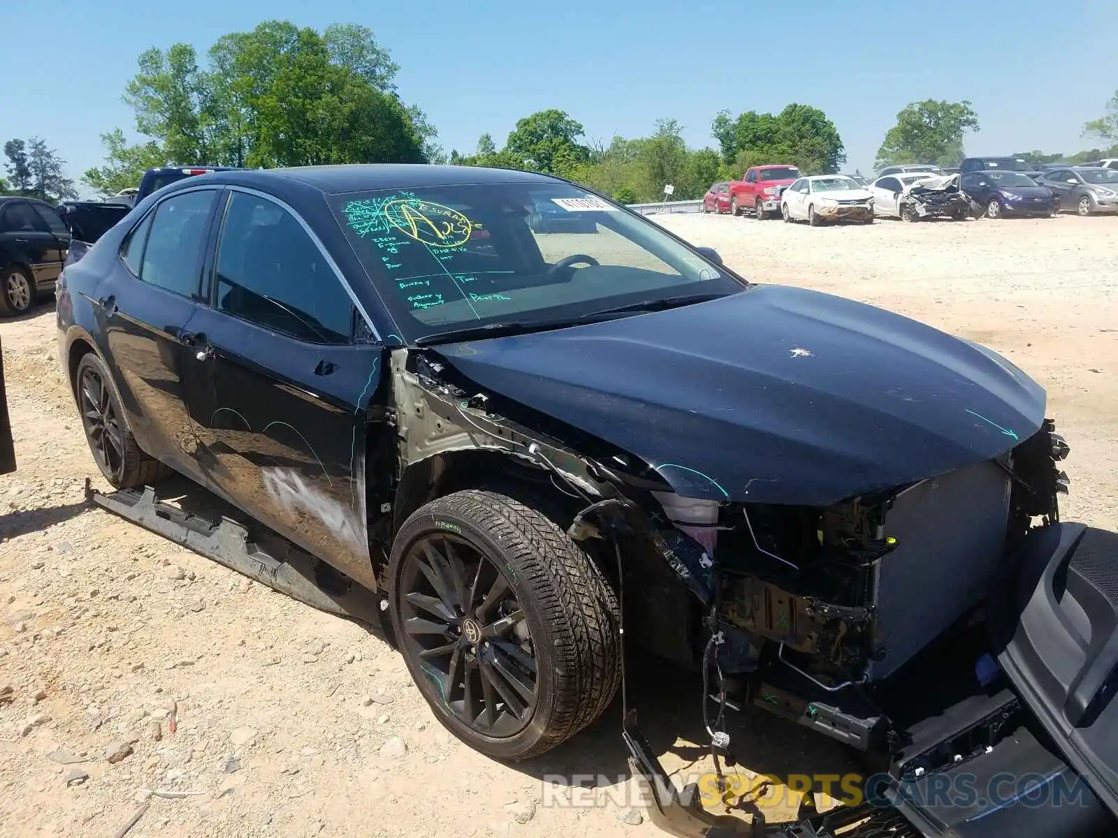 1 Photograph of a damaged car 4T1K61AK0MU518066 TOYOTA CAMRY 2021