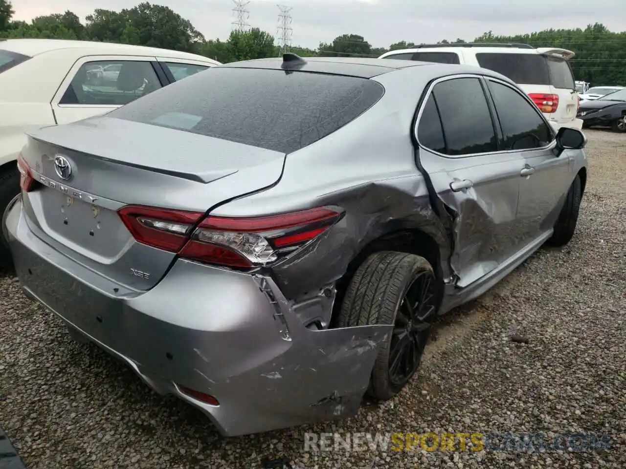 9 Photograph of a damaged car 4T1K61AK0MU519153 TOYOTA CAMRY 2021