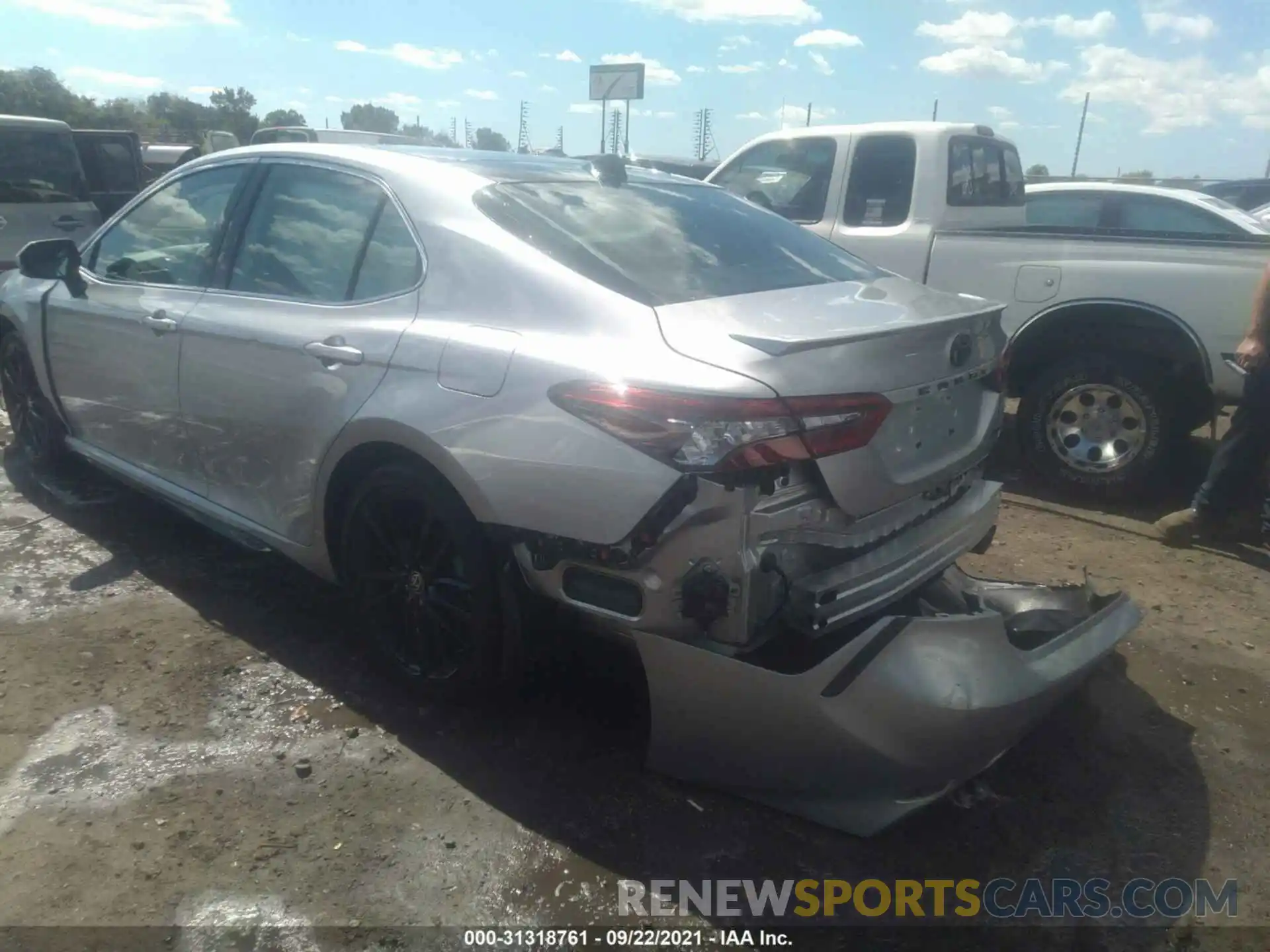 3 Photograph of a damaged car 4T1K61AK0MU534185 TOYOTA CAMRY 2021