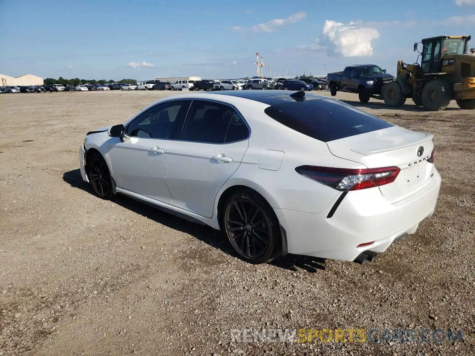 3 Photograph of a damaged car 4T1K61AK0MU552489 TOYOTA CAMRY 2021