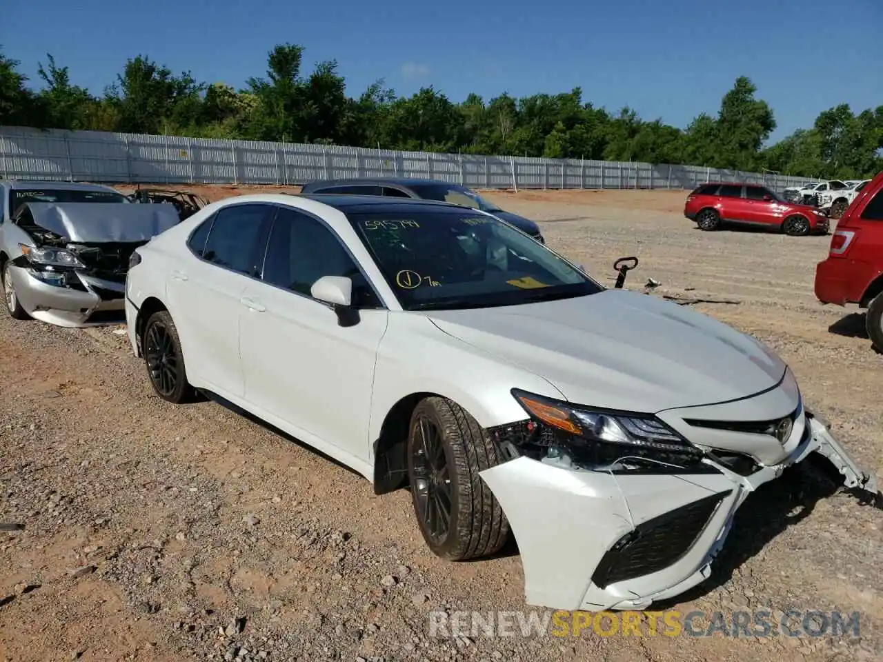 1 Photograph of a damaged car 4T1K61AK0MU595794 TOYOTA CAMRY 2021