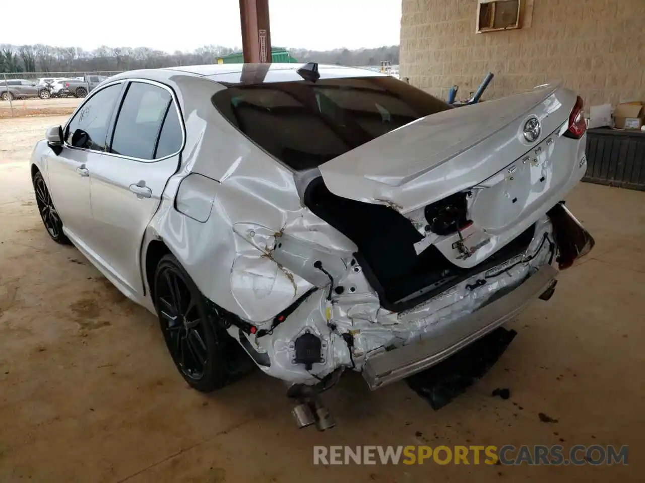 3 Photograph of a damaged car 4T1K61AK0MU610018 TOYOTA CAMRY 2021