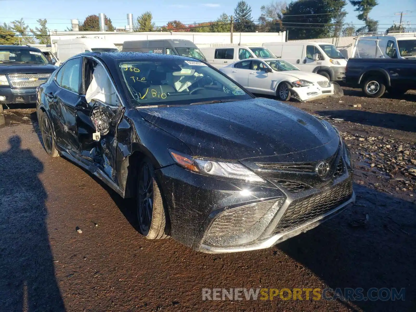 1 Photograph of a damaged car 4T1K61AK0MU611430 TOYOTA CAMRY 2021