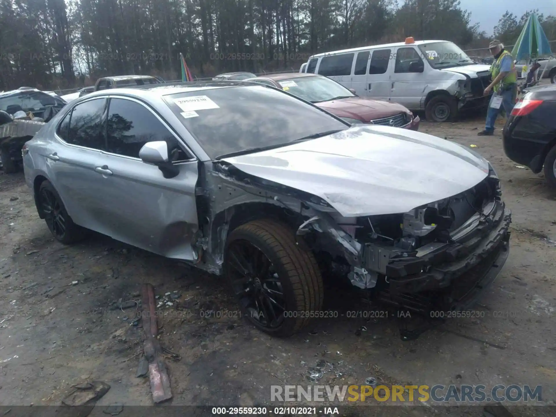 1 Photograph of a damaged car 4T1K61AK1MU404268 TOYOTA CAMRY 2021