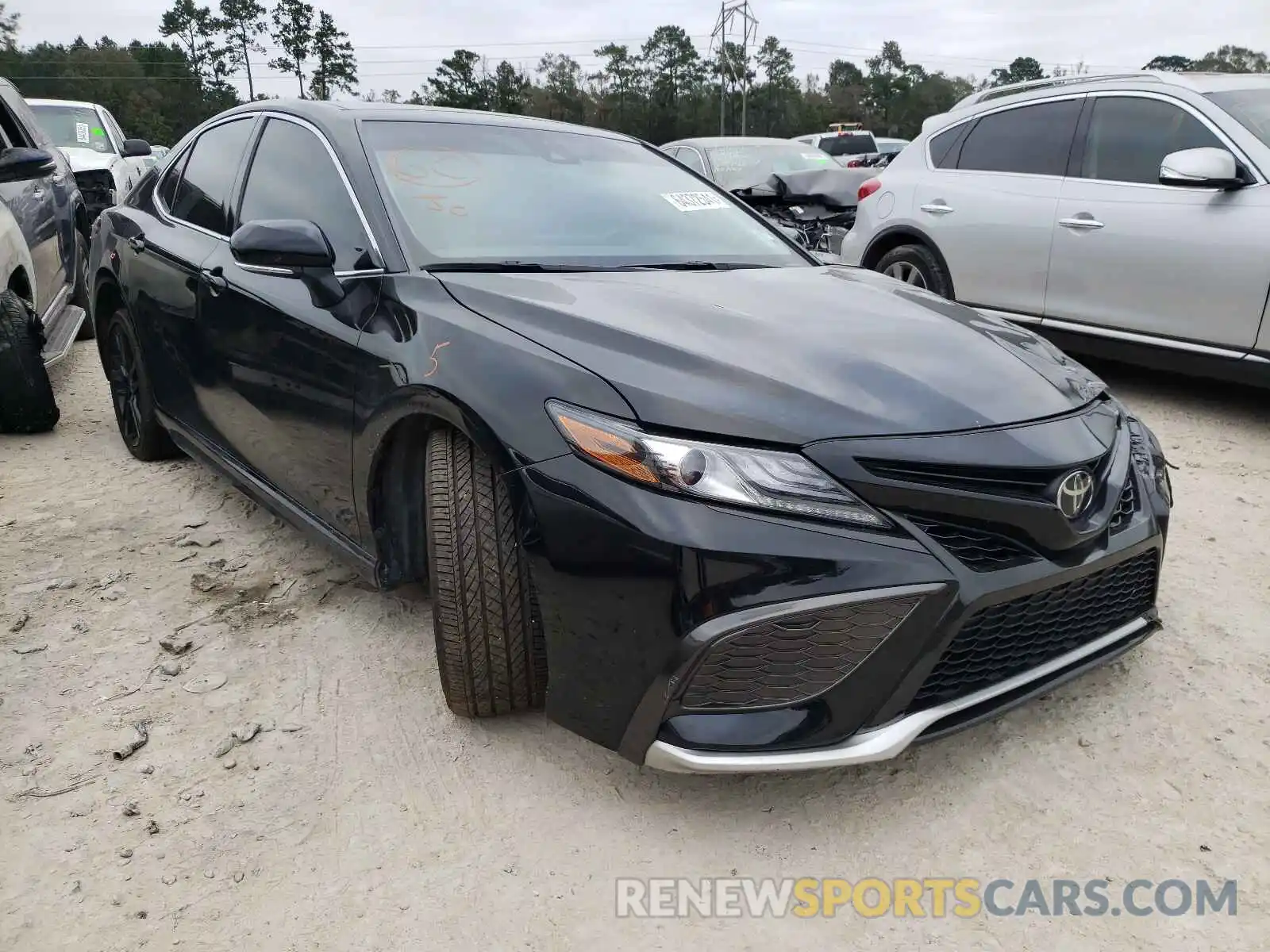 1 Photograph of a damaged car 4T1K61AK1MU419238 TOYOTA CAMRY 2021