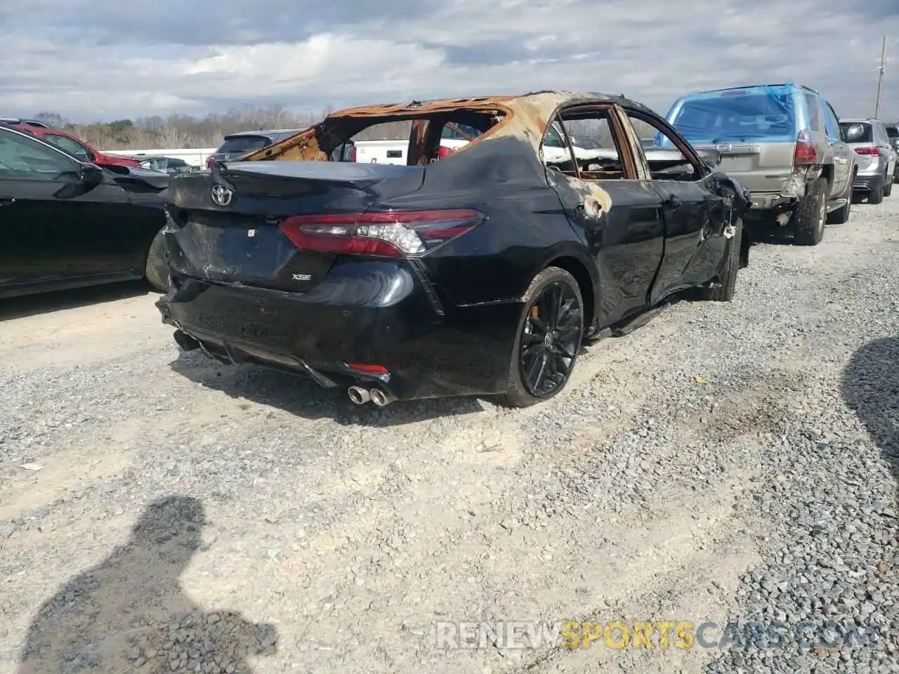 4 Фотография поврежденного автомобиля 4T1K61AK1MU426187 TOYOTA CAMRY 2021