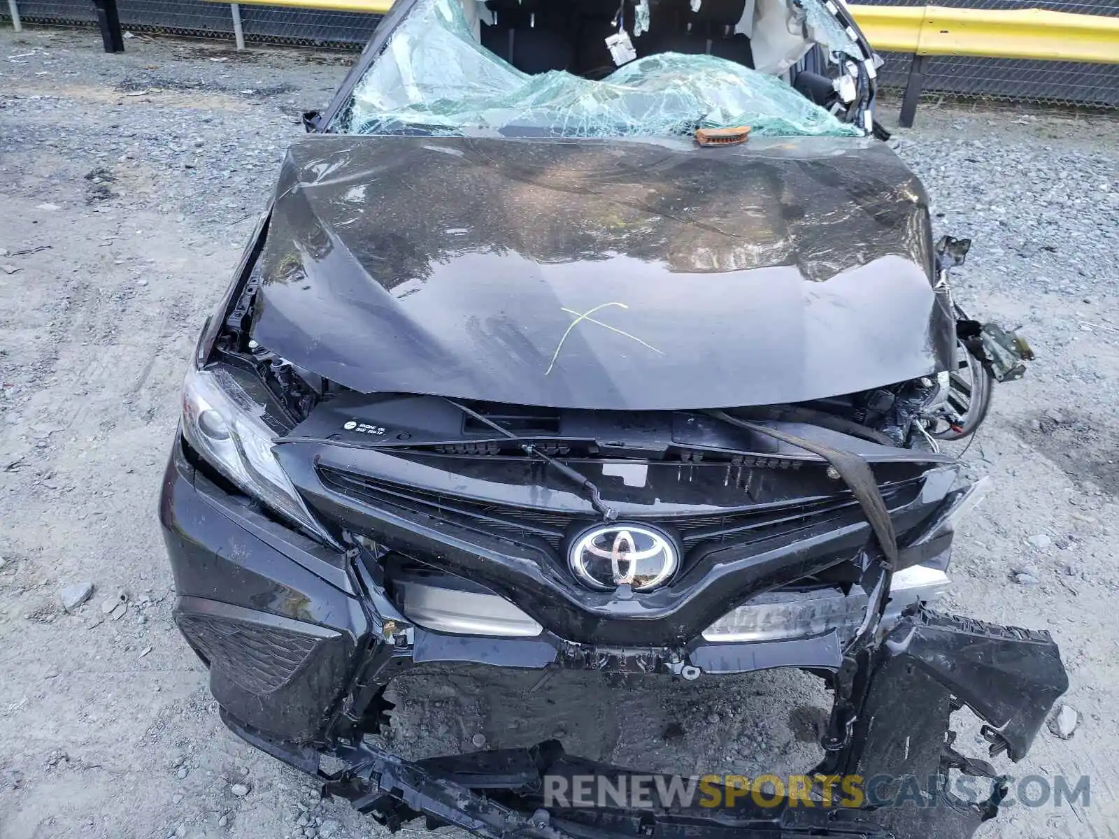 7 Photograph of a damaged car 4T1K61AK1MU450070 TOYOTA CAMRY 2021