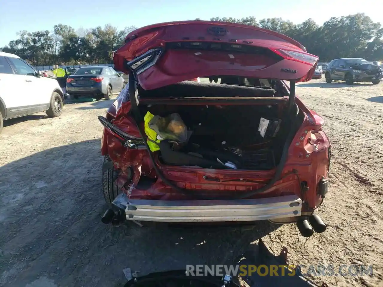 9 Photograph of a damaged car 4T1K61AK1MU450327 TOYOTA CAMRY 2021