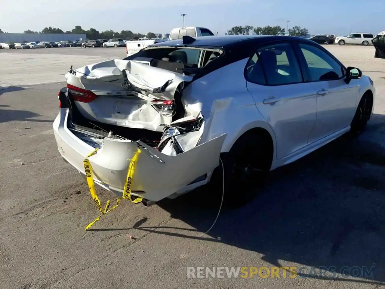 4 Photograph of a damaged car 4T1K61AK1MU457388 TOYOTA CAMRY 2021