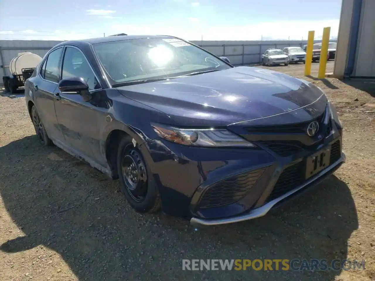 1 Photograph of a damaged car 4T1K61AK1MU473865 TOYOTA CAMRY 2021