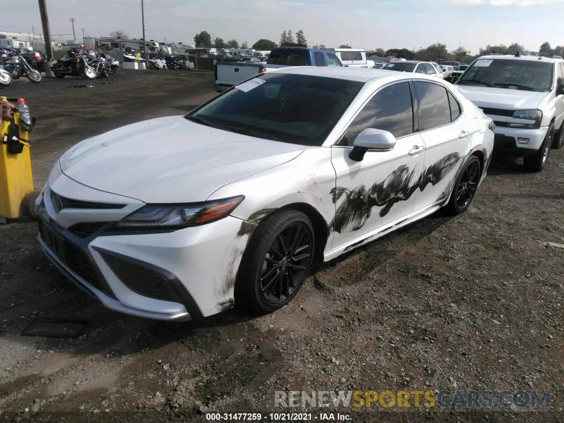 2 Photograph of a damaged car 4T1K61AK1MU476894 TOYOTA CAMRY 2021