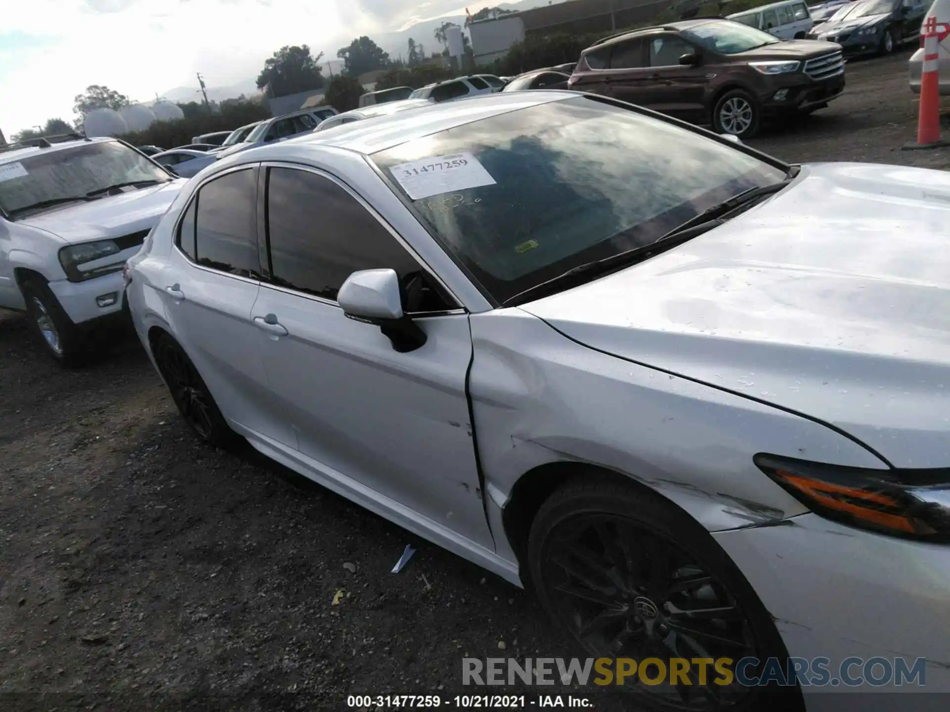 6 Photograph of a damaged car 4T1K61AK1MU476894 TOYOTA CAMRY 2021