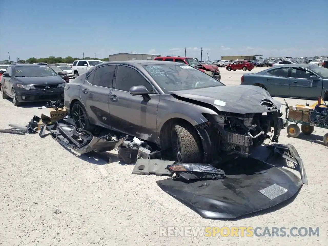 1 Photograph of a damaged car 4T1K61AK1MU485627 TOYOTA CAMRY 2021