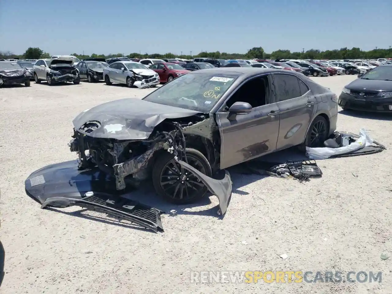 2 Photograph of a damaged car 4T1K61AK1MU485627 TOYOTA CAMRY 2021