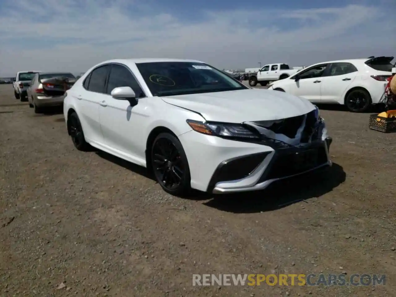 1 Photograph of a damaged car 4T1K61AK1MU513555 TOYOTA CAMRY 2021