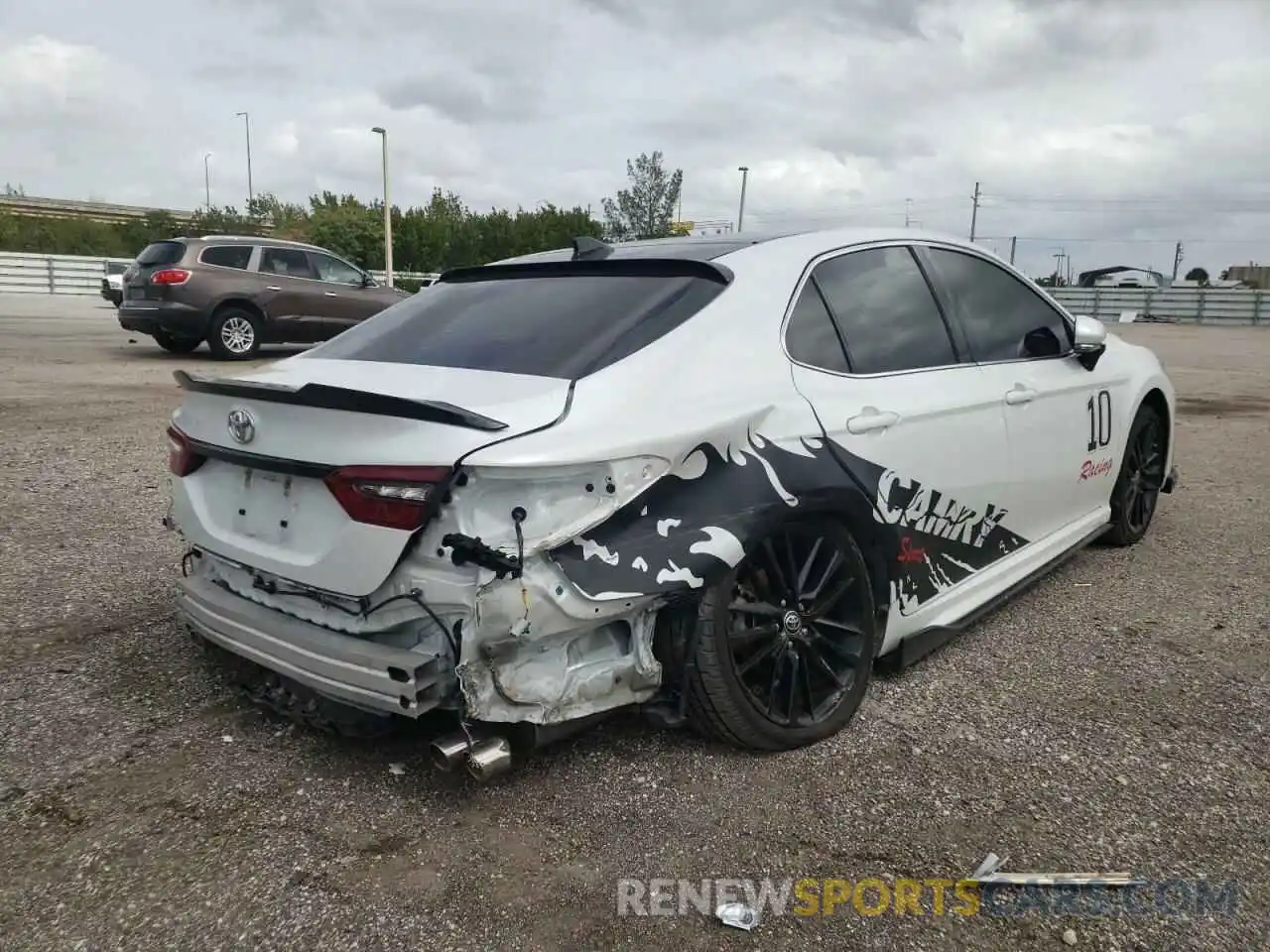 4 Photograph of a damaged car 4T1K61AK1MU514561 TOYOTA CAMRY 2021