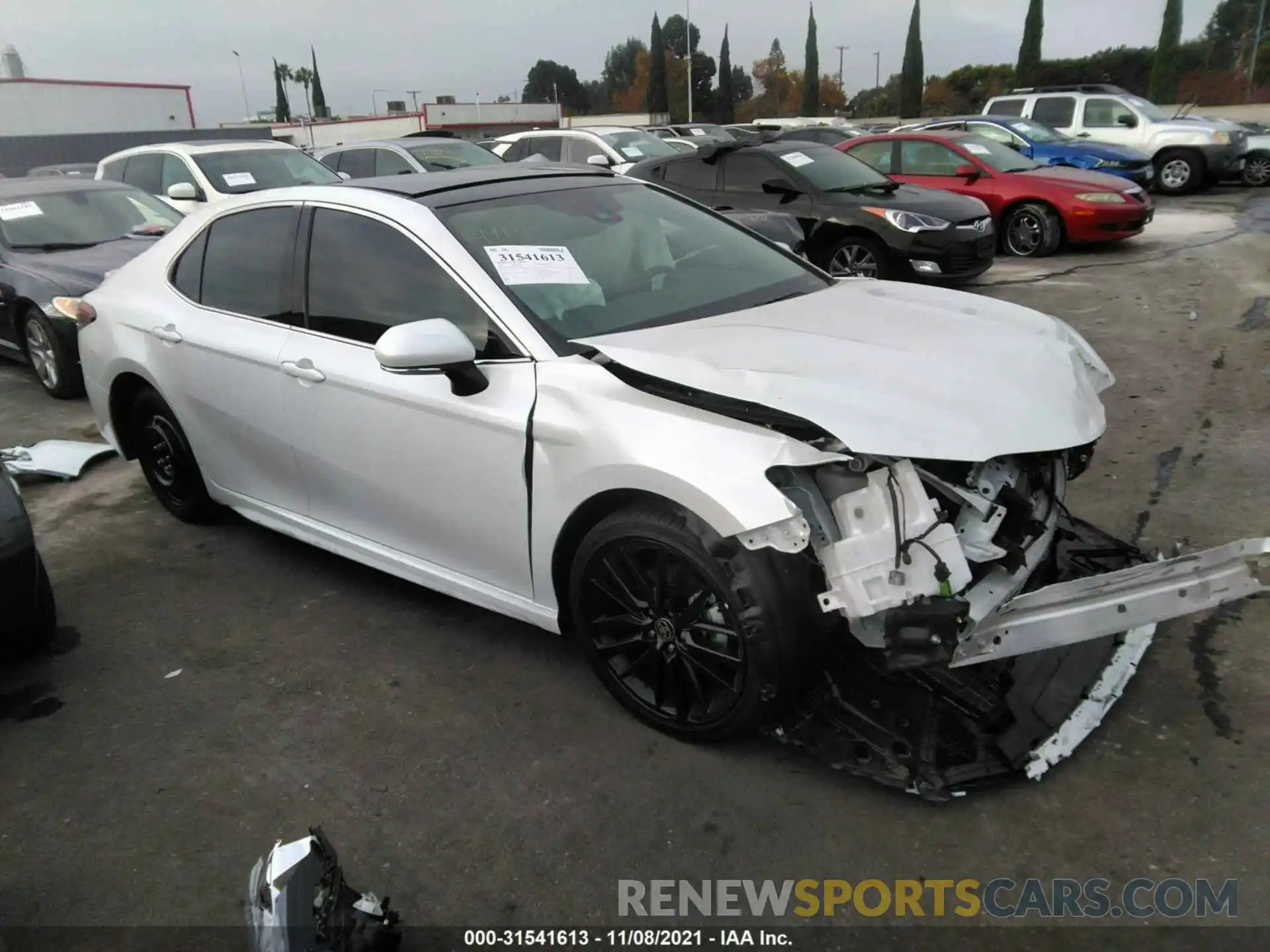 1 Photograph of a damaged car 4T1K61AK1MU556518 TOYOTA CAMRY 2021