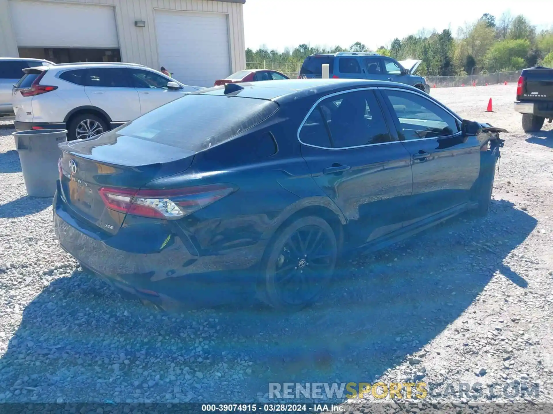 4 Photograph of a damaged car 4T1K61AK1MU561797 TOYOTA CAMRY 2021