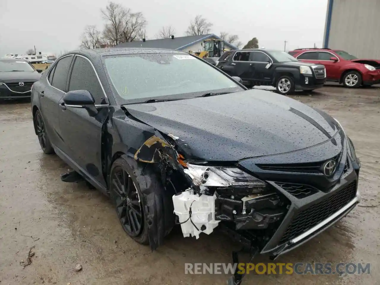 1 Photograph of a damaged car 4T1K61AK1MU562934 TOYOTA CAMRY 2021