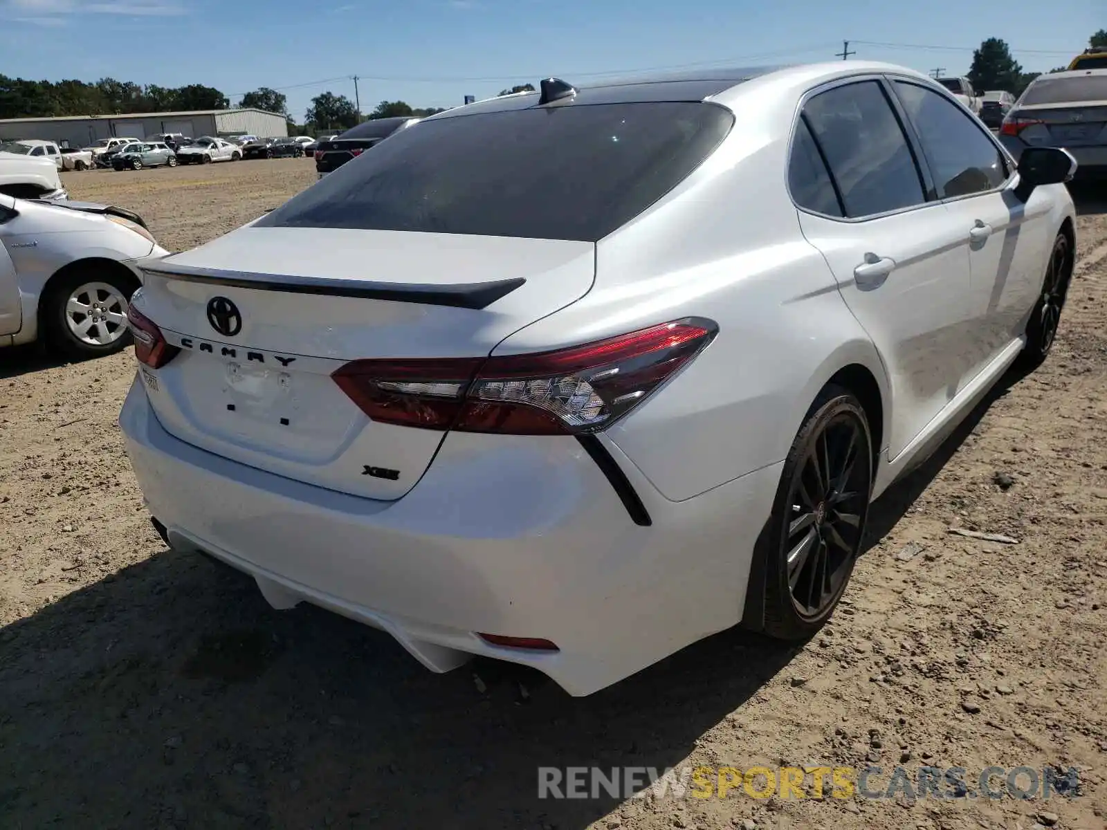 4 Photograph of a damaged car 4T1K61AK1MU590071 TOYOTA CAMRY 2021