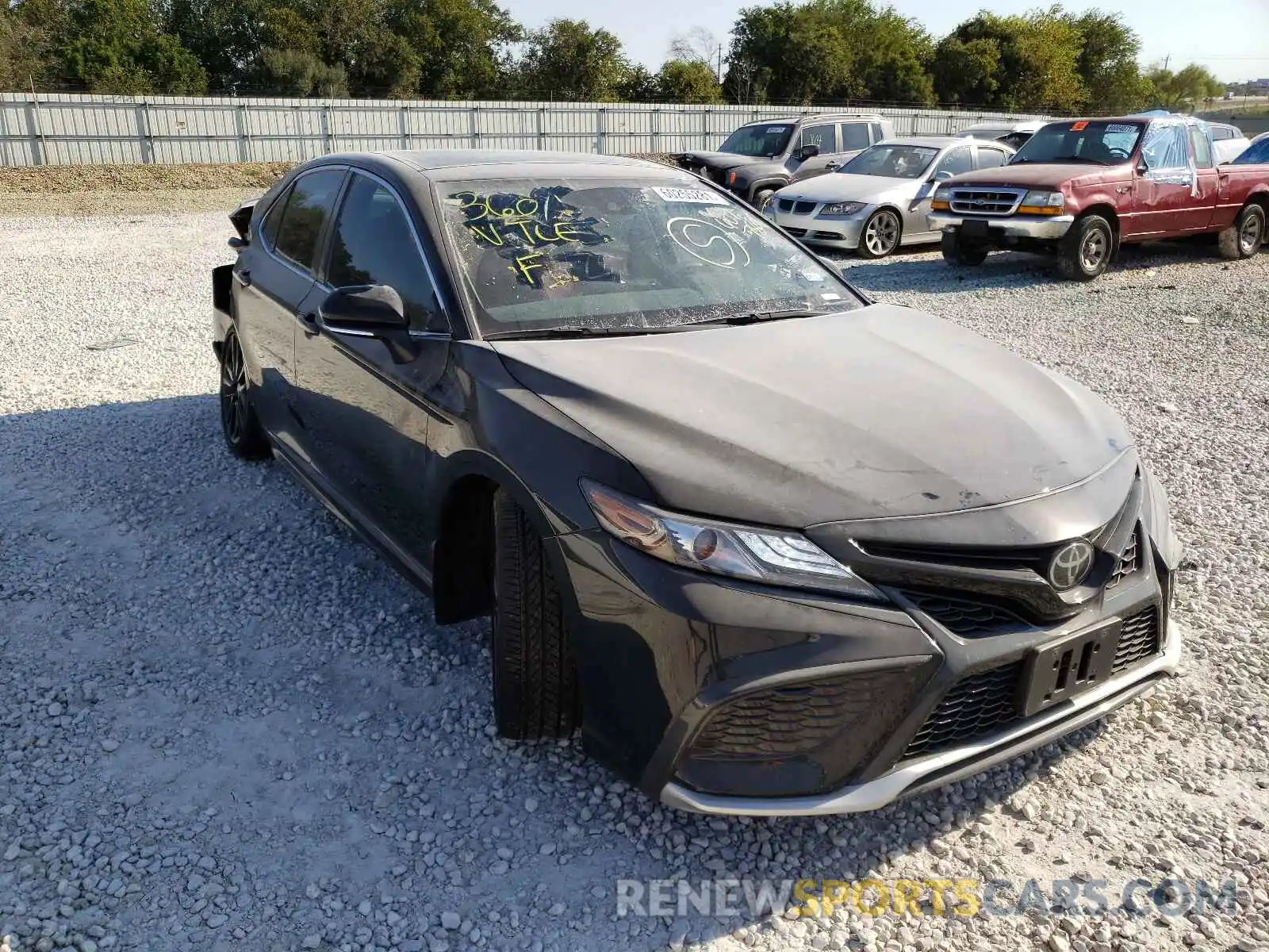 1 Photograph of a damaged car 4T1K61AK1MU607788 TOYOTA CAMRY 2021