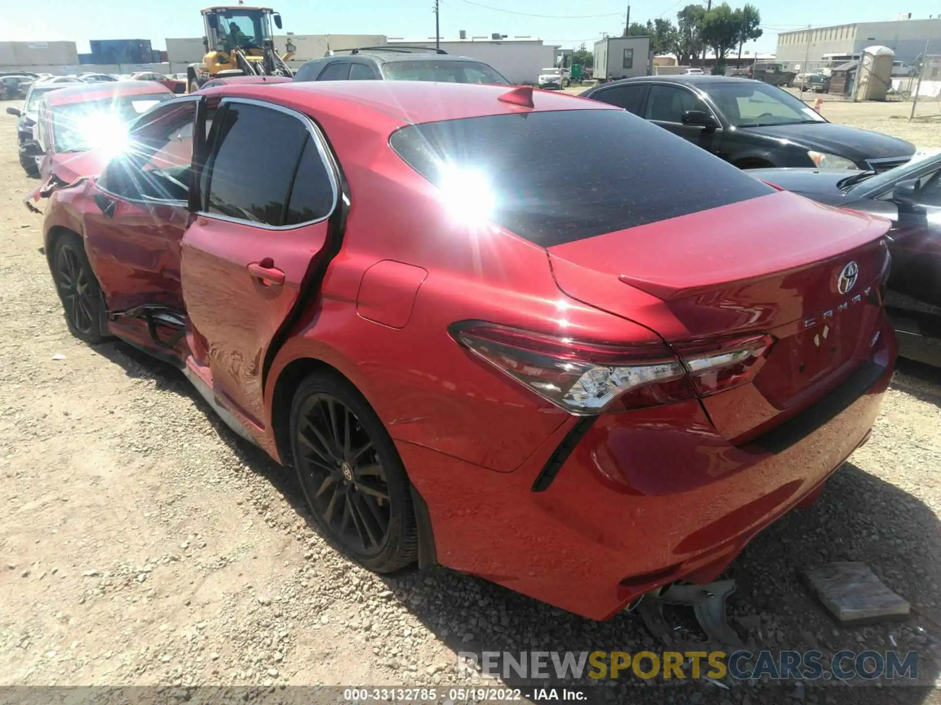 3 Photograph of a damaged car 4T1K61AK2MU430569 TOYOTA CAMRY 2021