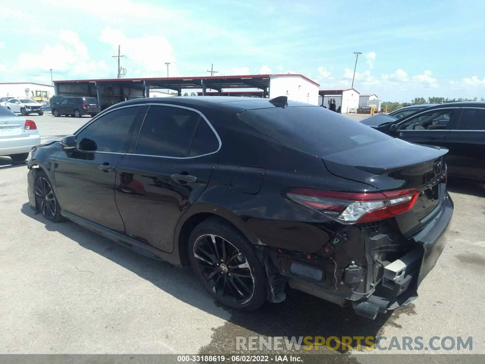 3 Photograph of a damaged car 4T1K61AK2MU432788 TOYOTA CAMRY 2021