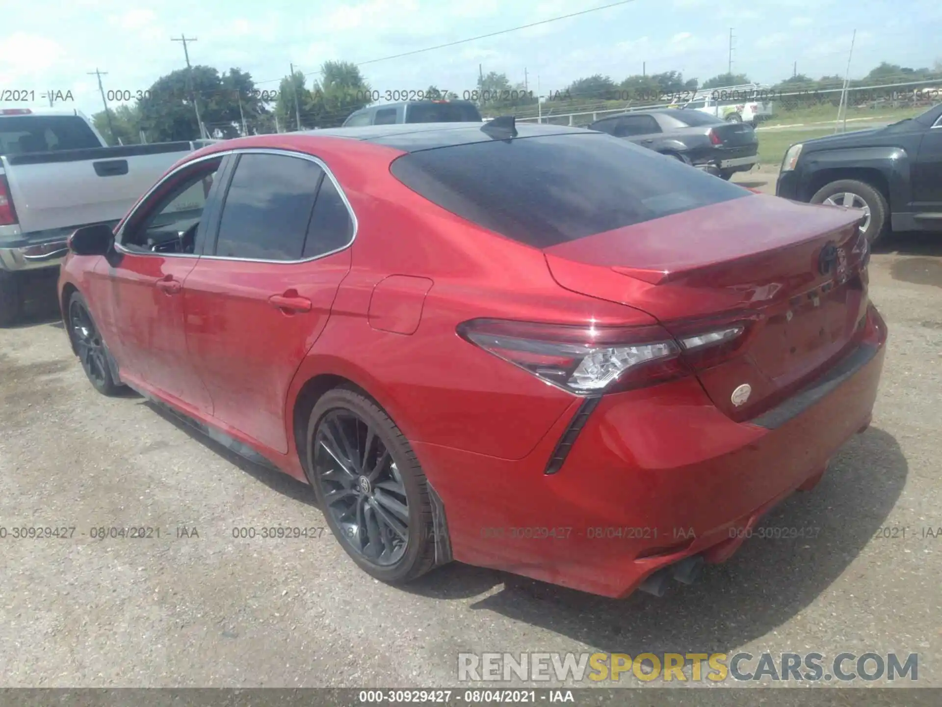 3 Photograph of a damaged car 4T1K61AK2MU438980 TOYOTA CAMRY 2021