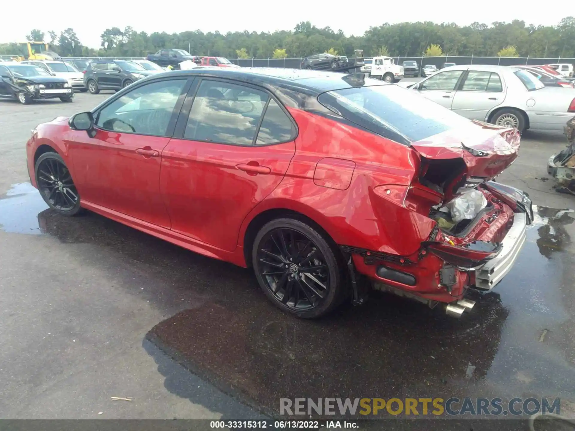 3 Photograph of a damaged car 4T1K61AK2MU477407 TOYOTA CAMRY 2021