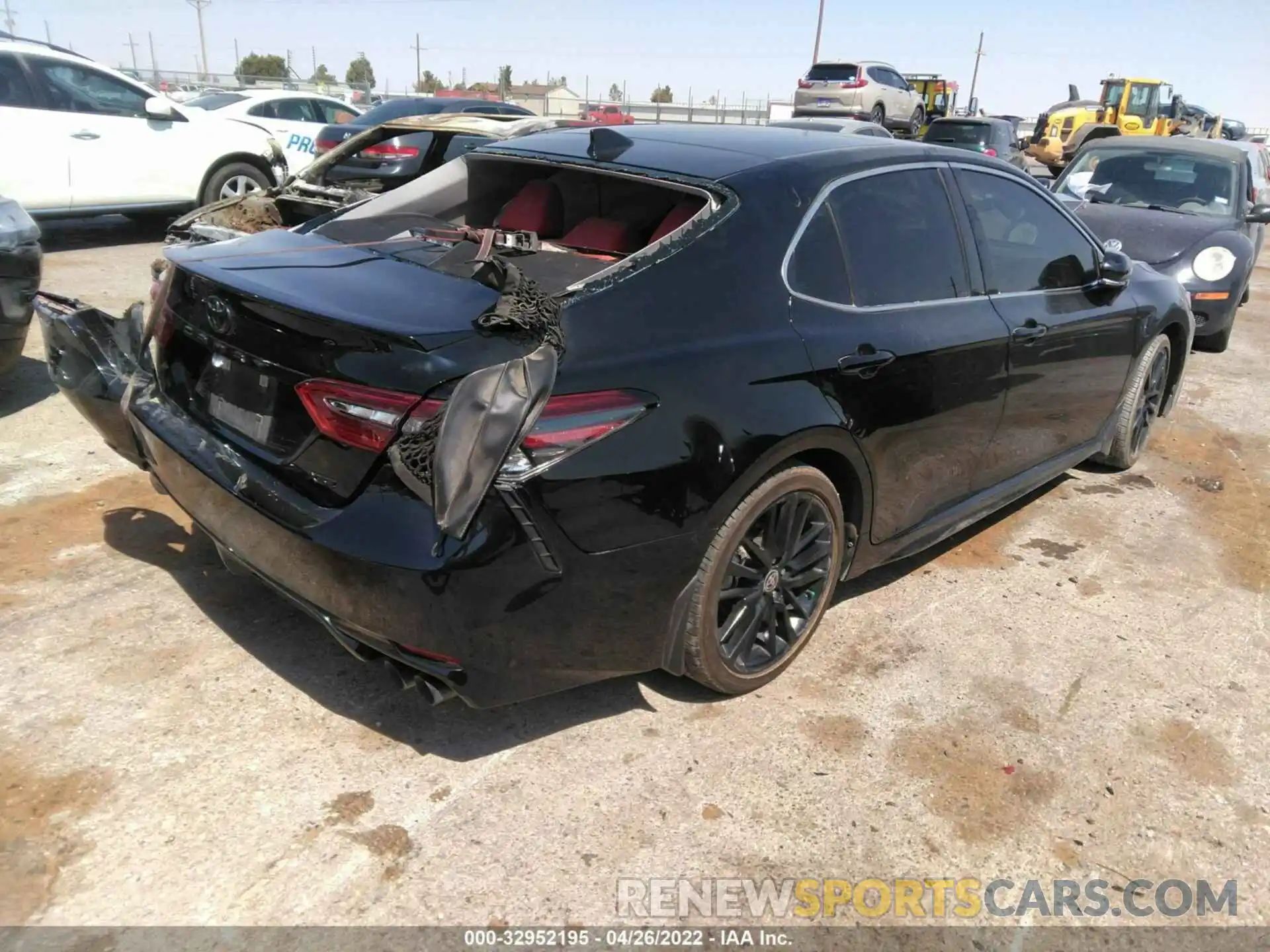 4 Photograph of a damaged car 4T1K61AK2MU486382 TOYOTA CAMRY 2021