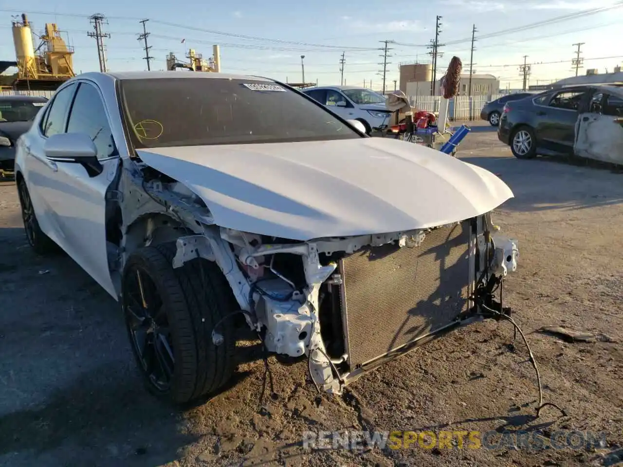 9 Photograph of a damaged car 4T1K61AK2MU532437 TOYOTA CAMRY 2021