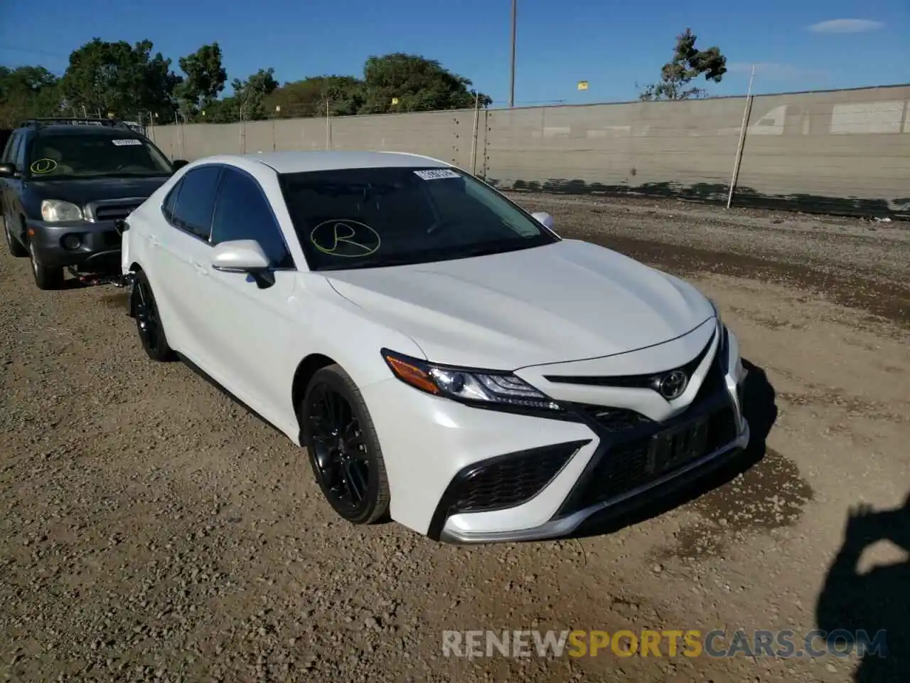 1 Photograph of a damaged car 4T1K61AK2MU539114 TOYOTA CAMRY 2021