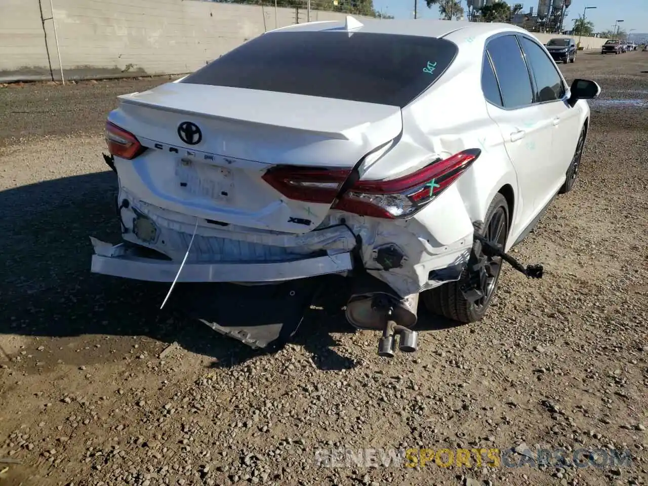 9 Photograph of a damaged car 4T1K61AK2MU539114 TOYOTA CAMRY 2021