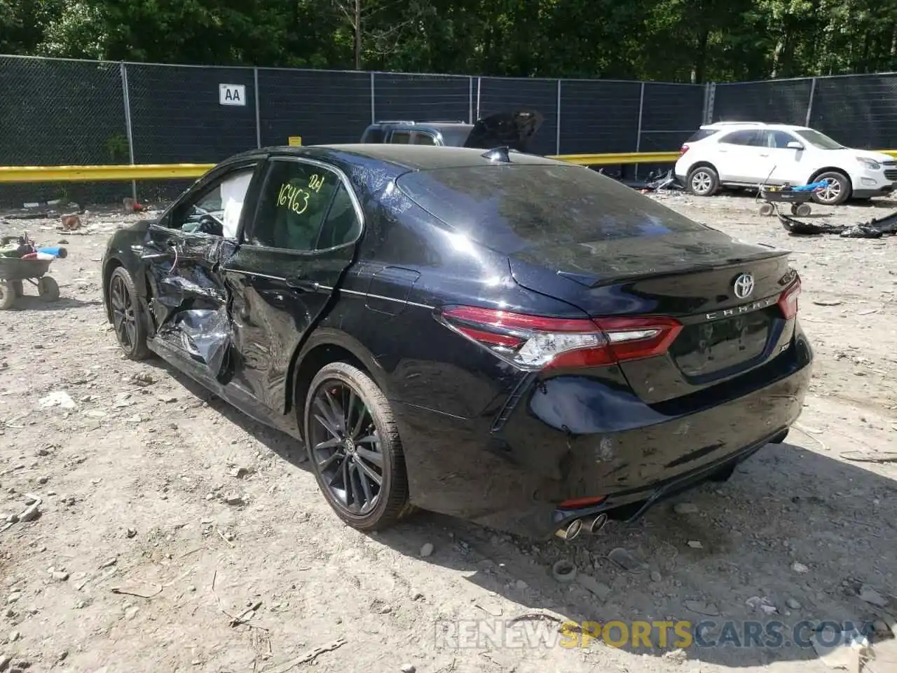 3 Photograph of a damaged car 4T1K61AK2MU590628 TOYOTA CAMRY 2021