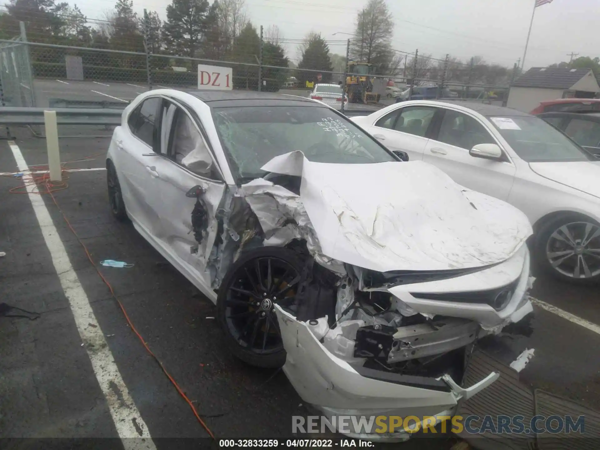 1 Photograph of a damaged car 4T1K61AK2MU604205 TOYOTA CAMRY 2021