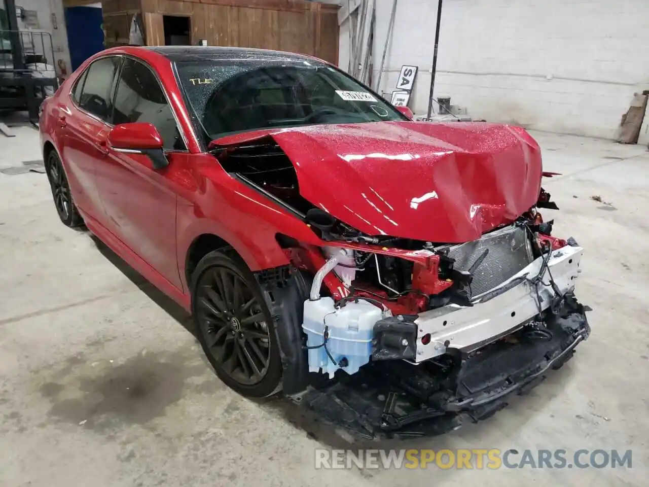 1 Photograph of a damaged car 4T1K61AK3MU437904 TOYOTA CAMRY 2021