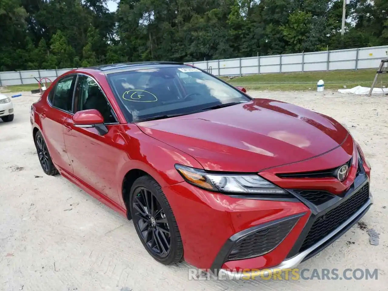 1 Photograph of a damaged car 4T1K61AK3MU481918 TOYOTA CAMRY 2021