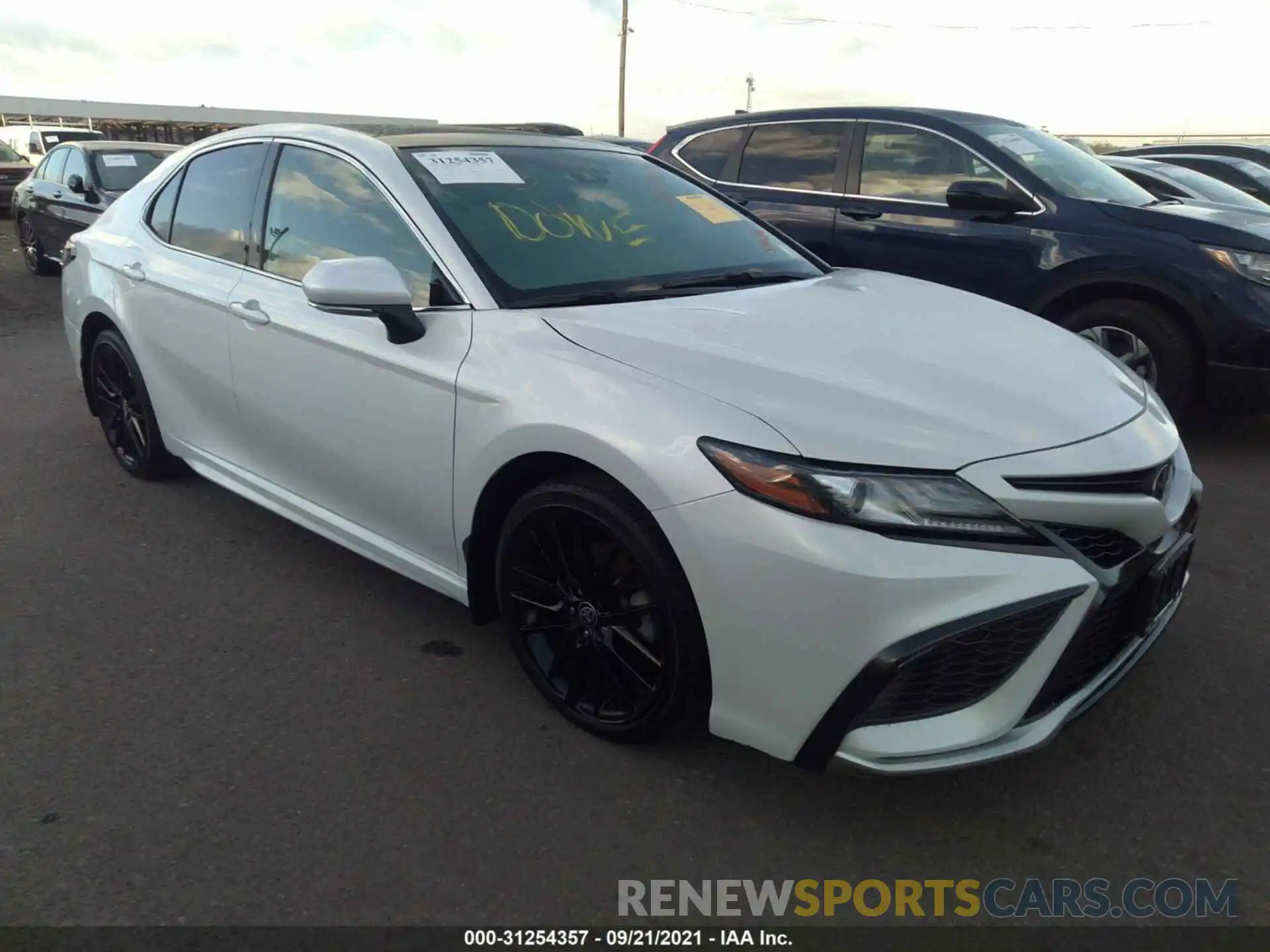 1 Photograph of a damaged car 4T1K61AK3MU517459 TOYOTA CAMRY 2021