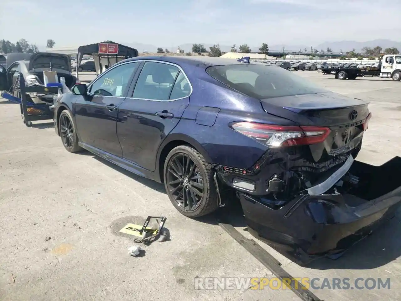 3 Photograph of a damaged car 4T1K61AK3MU526825 TOYOTA CAMRY 2021