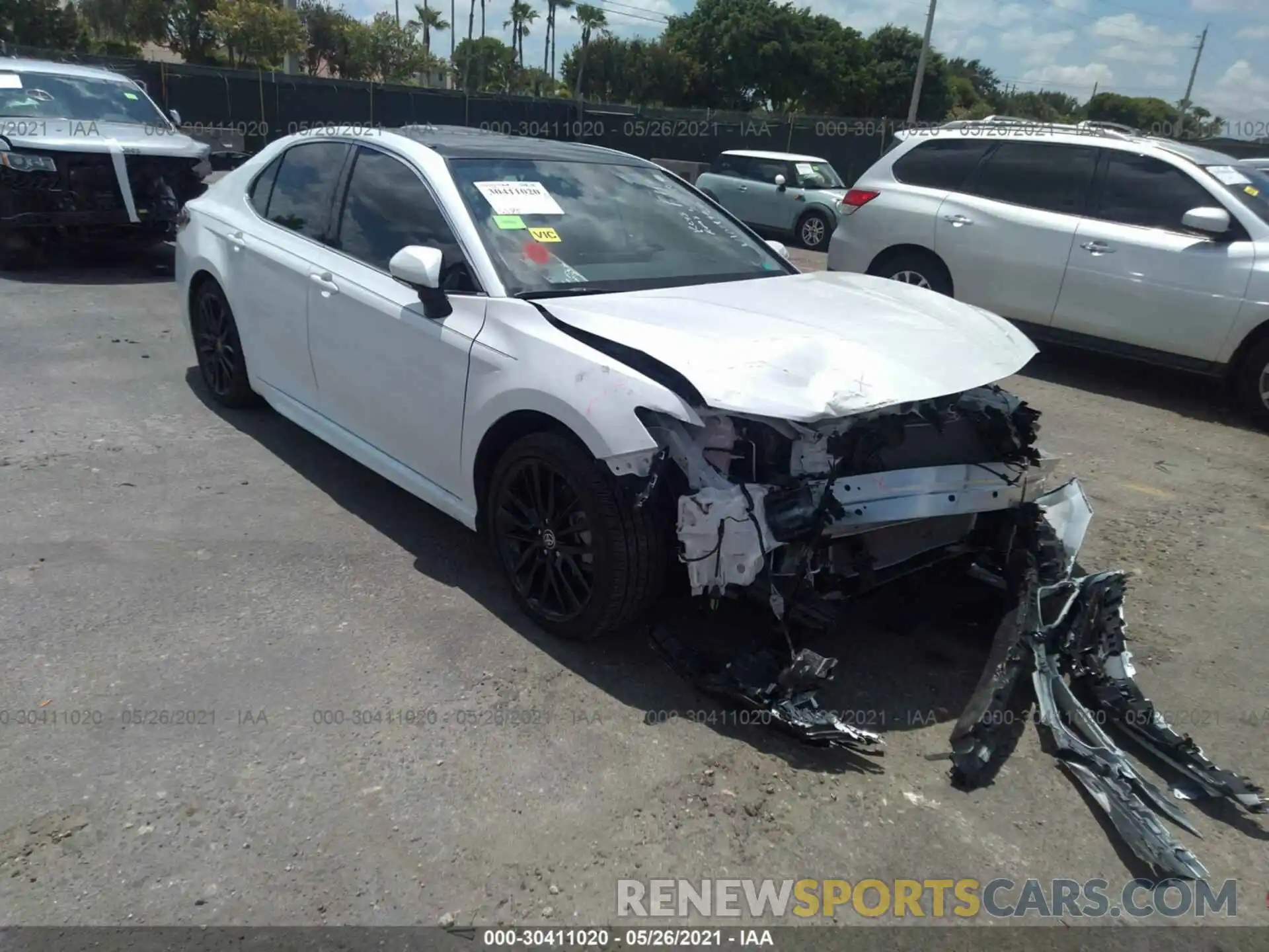 1 Photograph of a damaged car 4T1K61AK3MU532950 TOYOTA CAMRY 2021