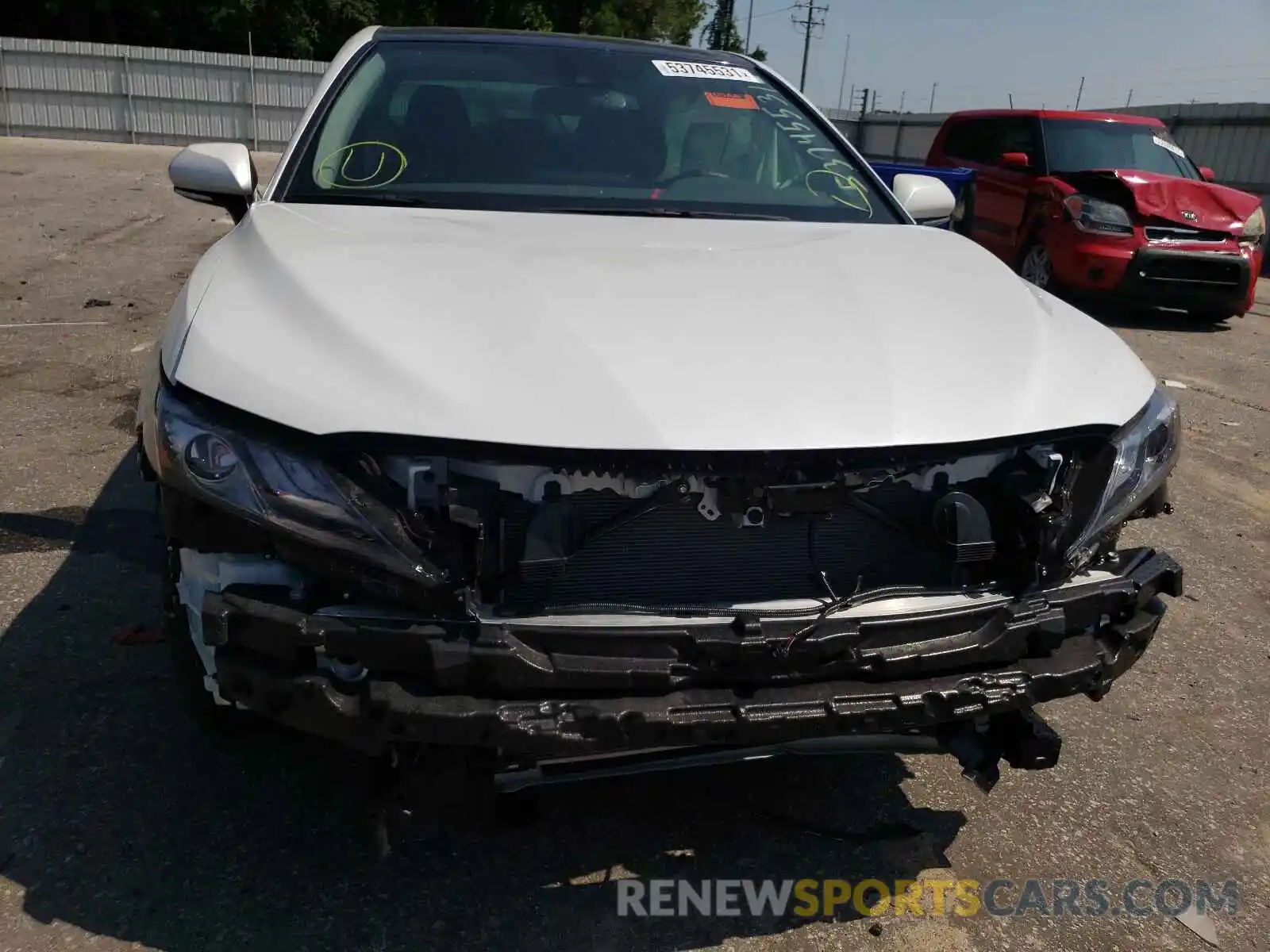 9 Photograph of a damaged car 4T1K61AK3MU571800 TOYOTA CAMRY 2021