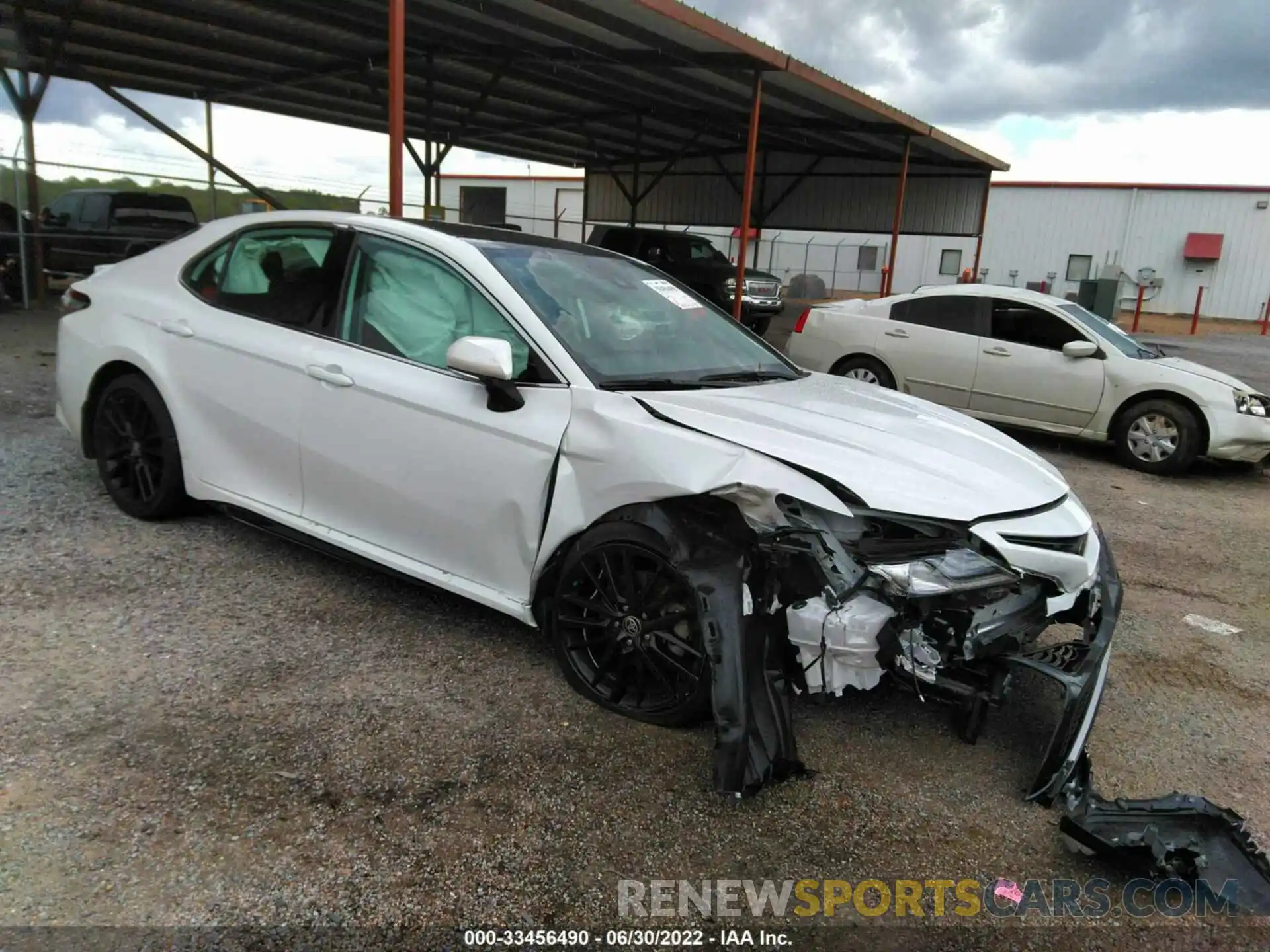 1 Photograph of a damaged car 4T1K61AK3MU608652 TOYOTA CAMRY 2021