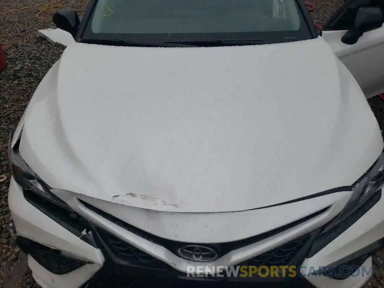 11 Photograph of a damaged car 4T1K61AK4MU416639 TOYOTA CAMRY 2021