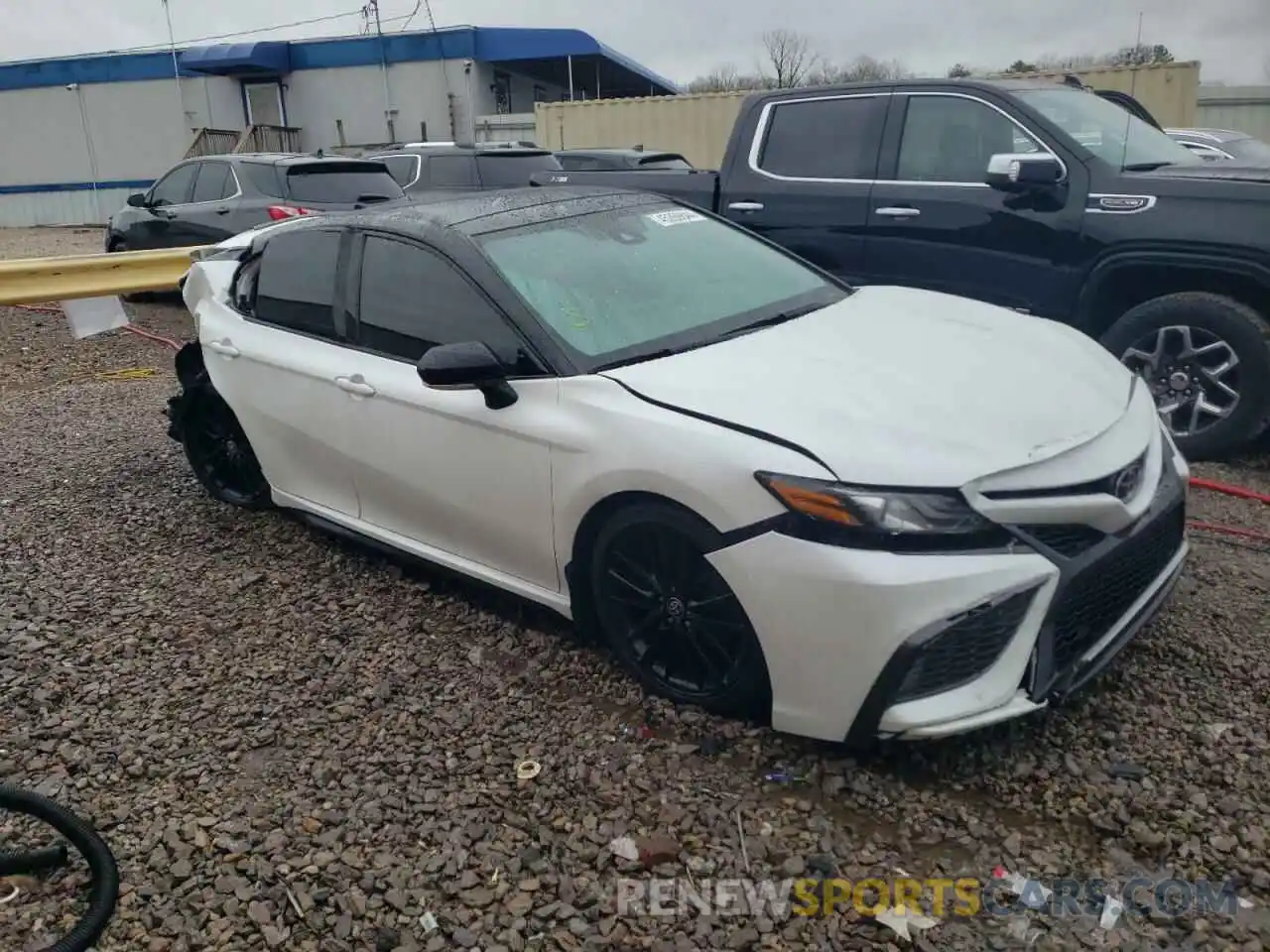 4 Photograph of a damaged car 4T1K61AK4MU416639 TOYOTA CAMRY 2021