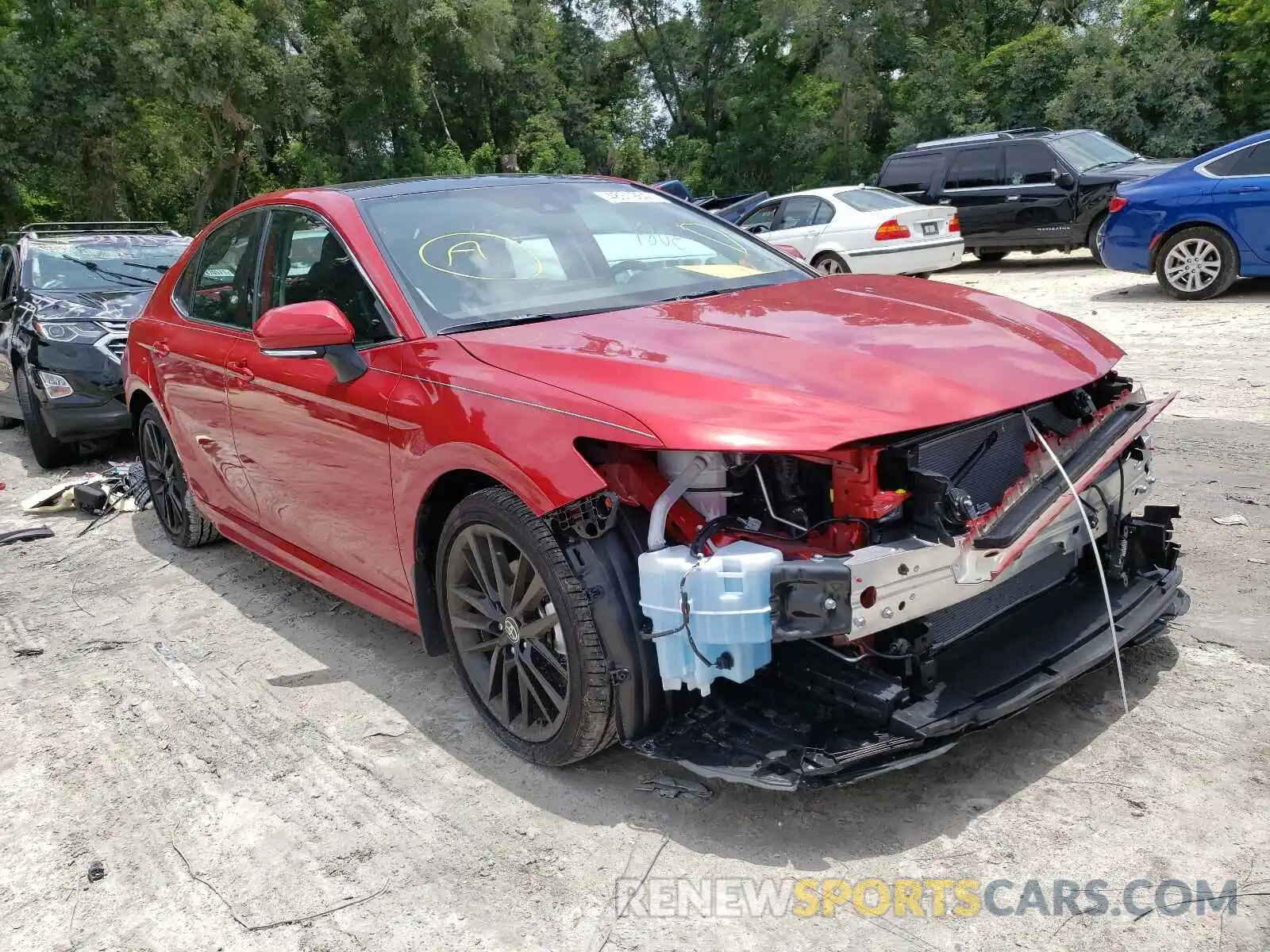 1 Photograph of a damaged car 4T1K61AK4MU417306 TOYOTA CAMRY 2021