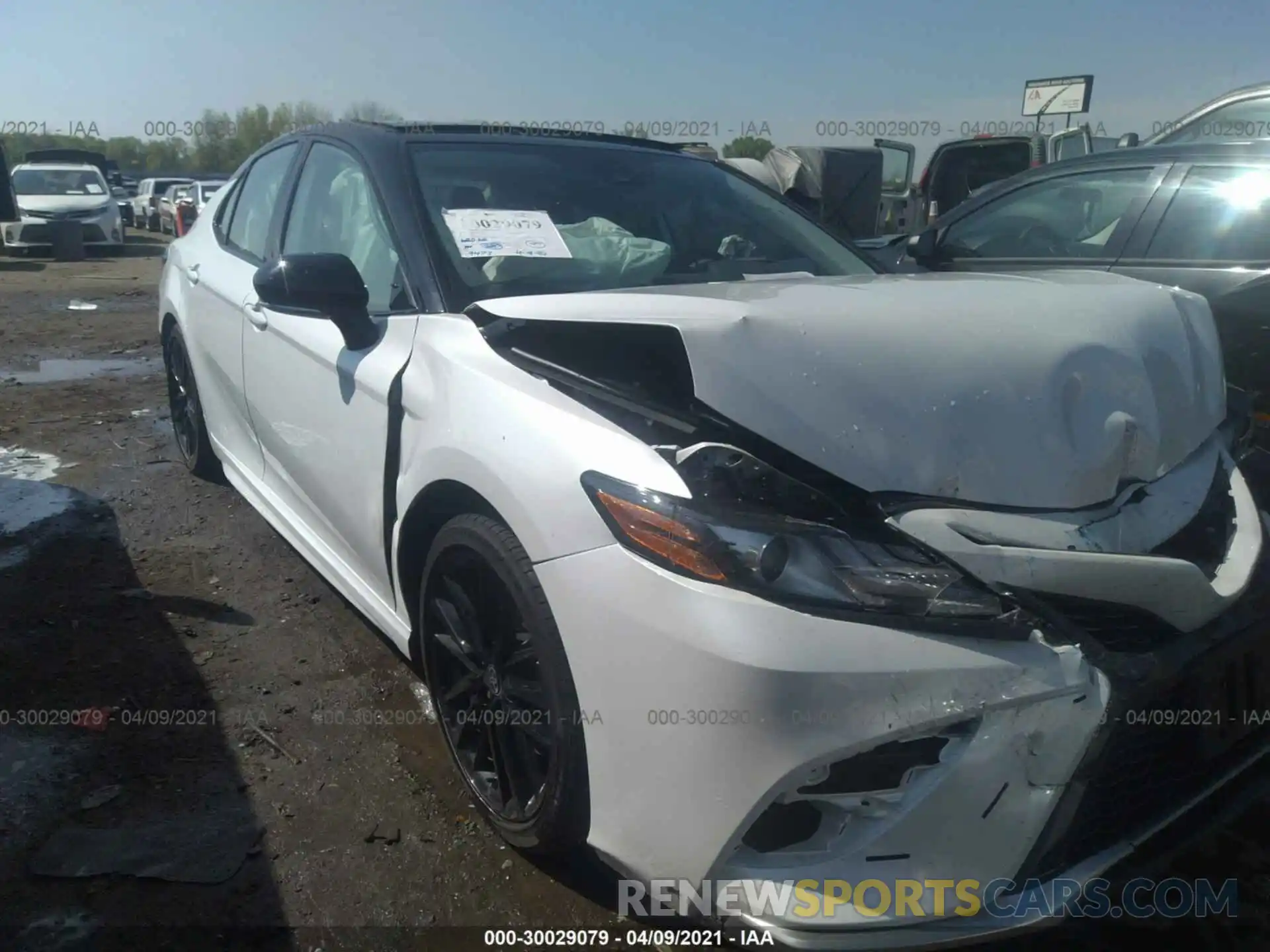 1 Photograph of a damaged car 4T1K61AK4MU417628 TOYOTA CAMRY 2021