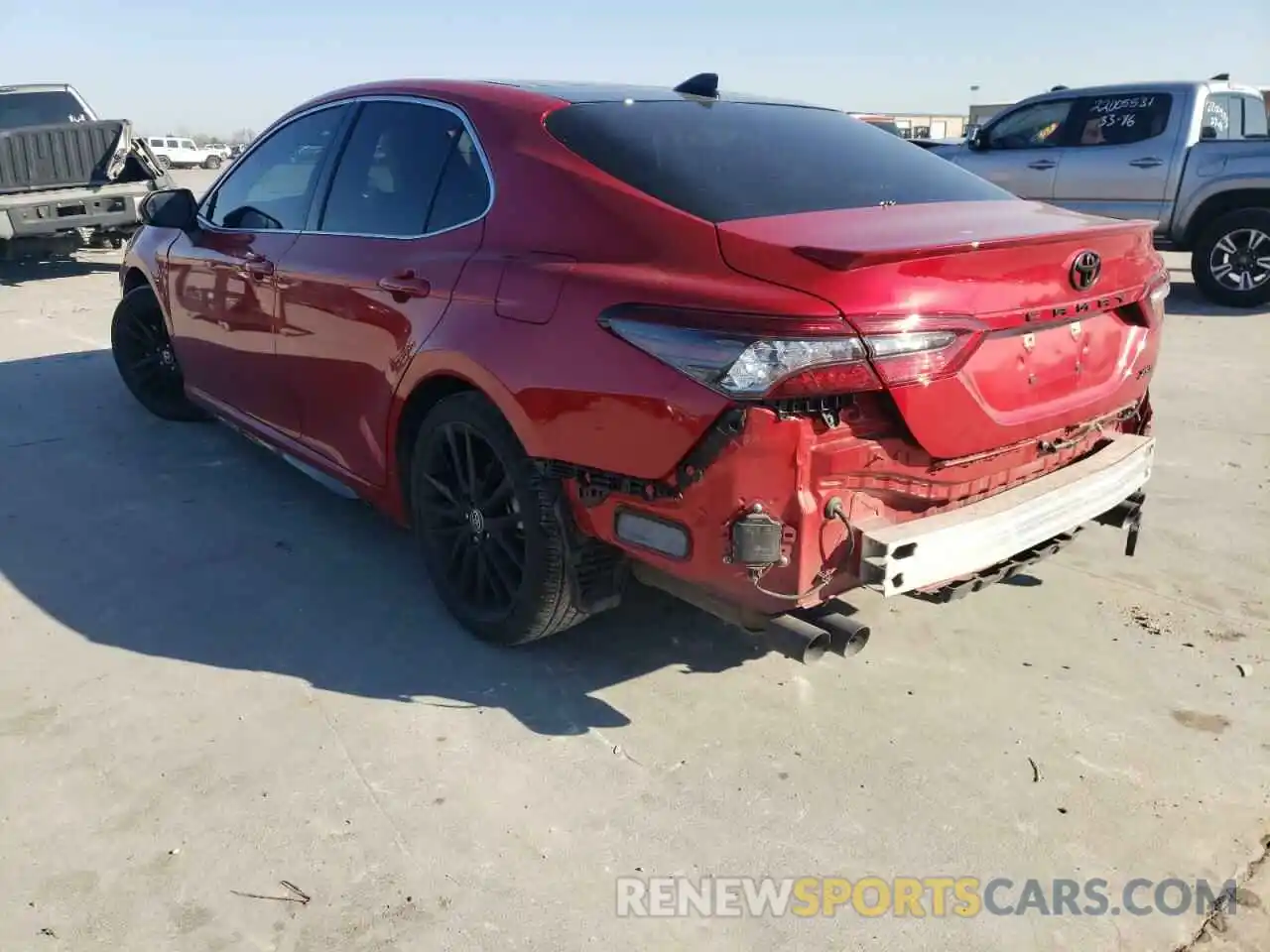 3 Photograph of a damaged car 4T1K61AK4MU422246 TOYOTA CAMRY 2021