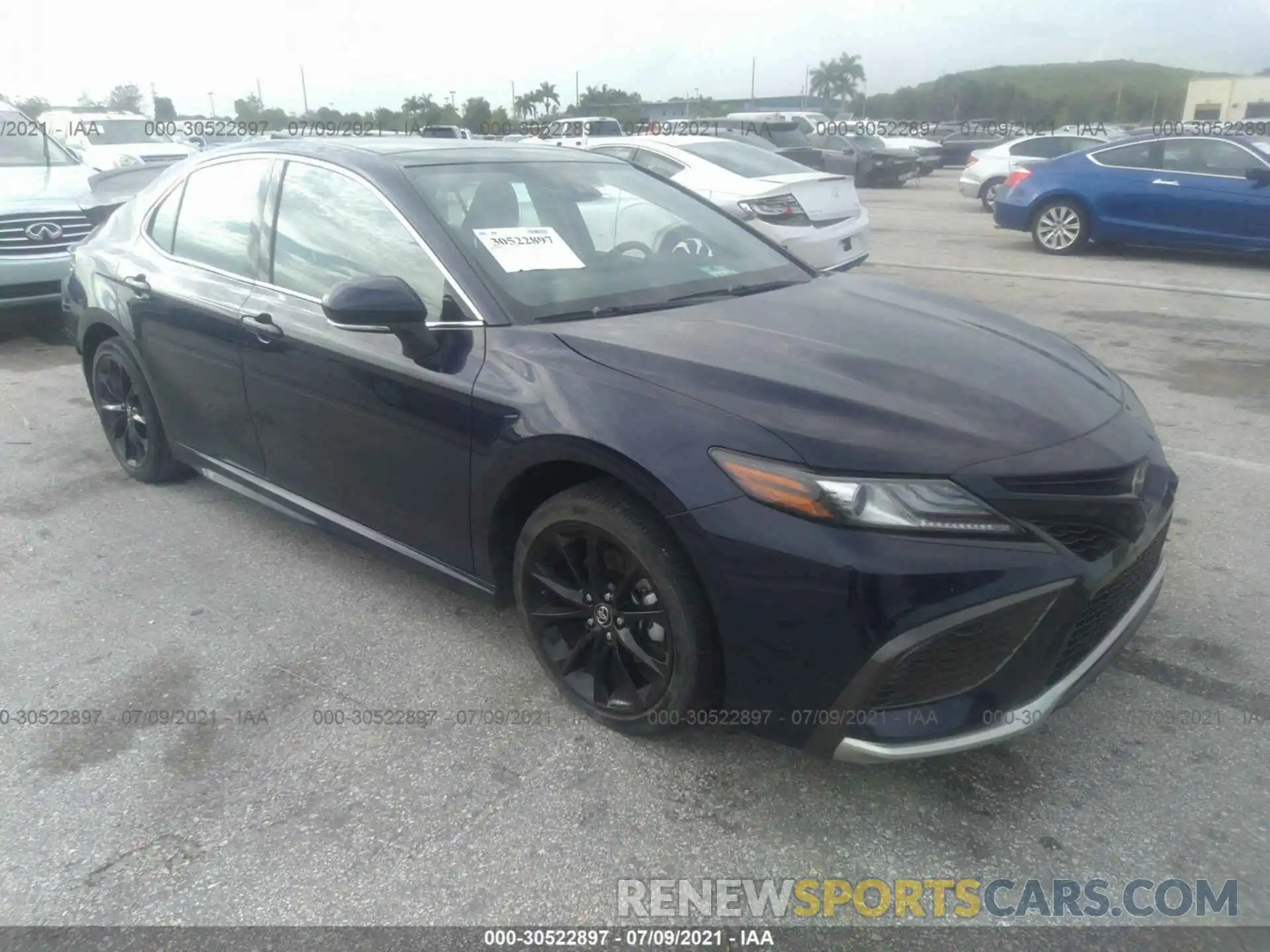 1 Photograph of a damaged car 4T1K61AK4MU424496 TOYOTA CAMRY 2021