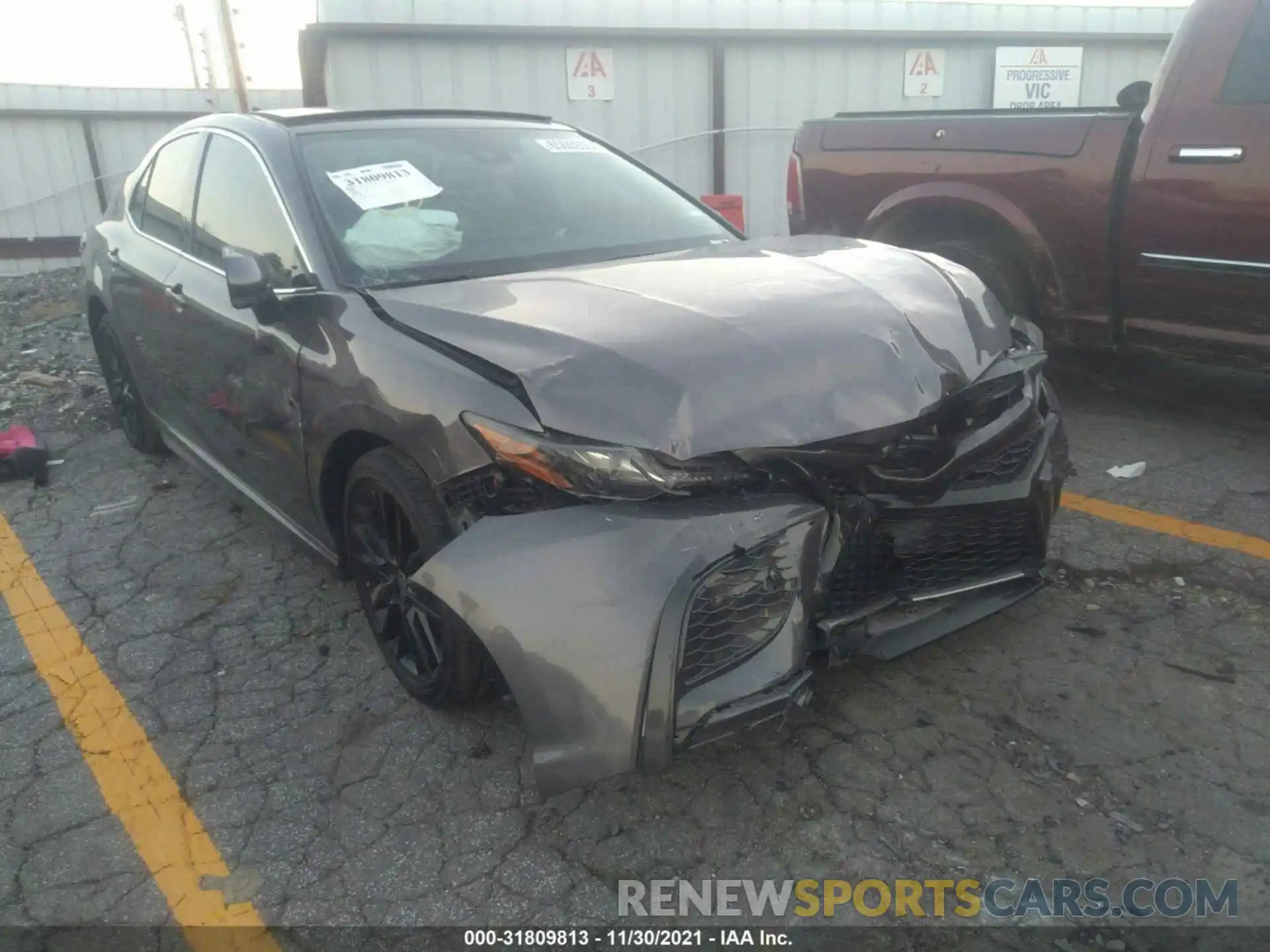 1 Photograph of a damaged car 4T1K61AK4MU424711 TOYOTA CAMRY 2021